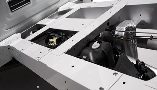 愛車會為您的出行得到保障,湖北程力教您如何愛護底盤