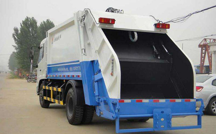 湖北程力集團環衛垃圾車如何保養?